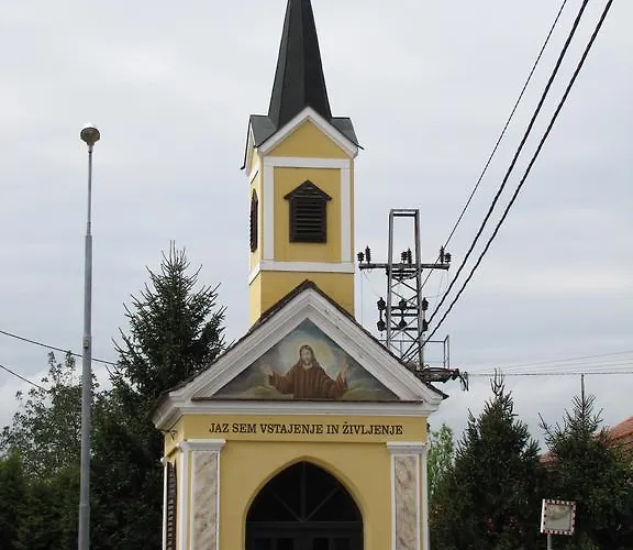 Atera Apartma Banovci